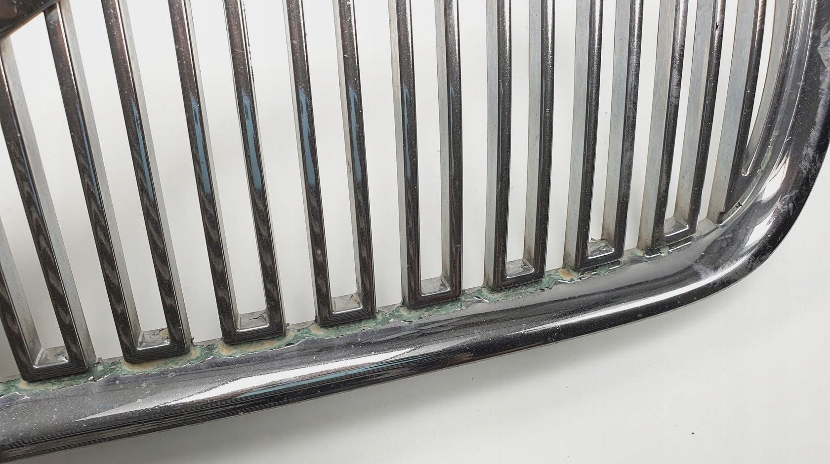 Kühlergrill Volvo V70 FRONTGRILL 86933460 Kühlergitter