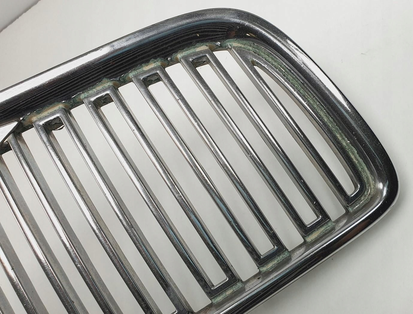 Kühlergrill Volvo V70 FRONTGRILL 86933460 Kühlergitter