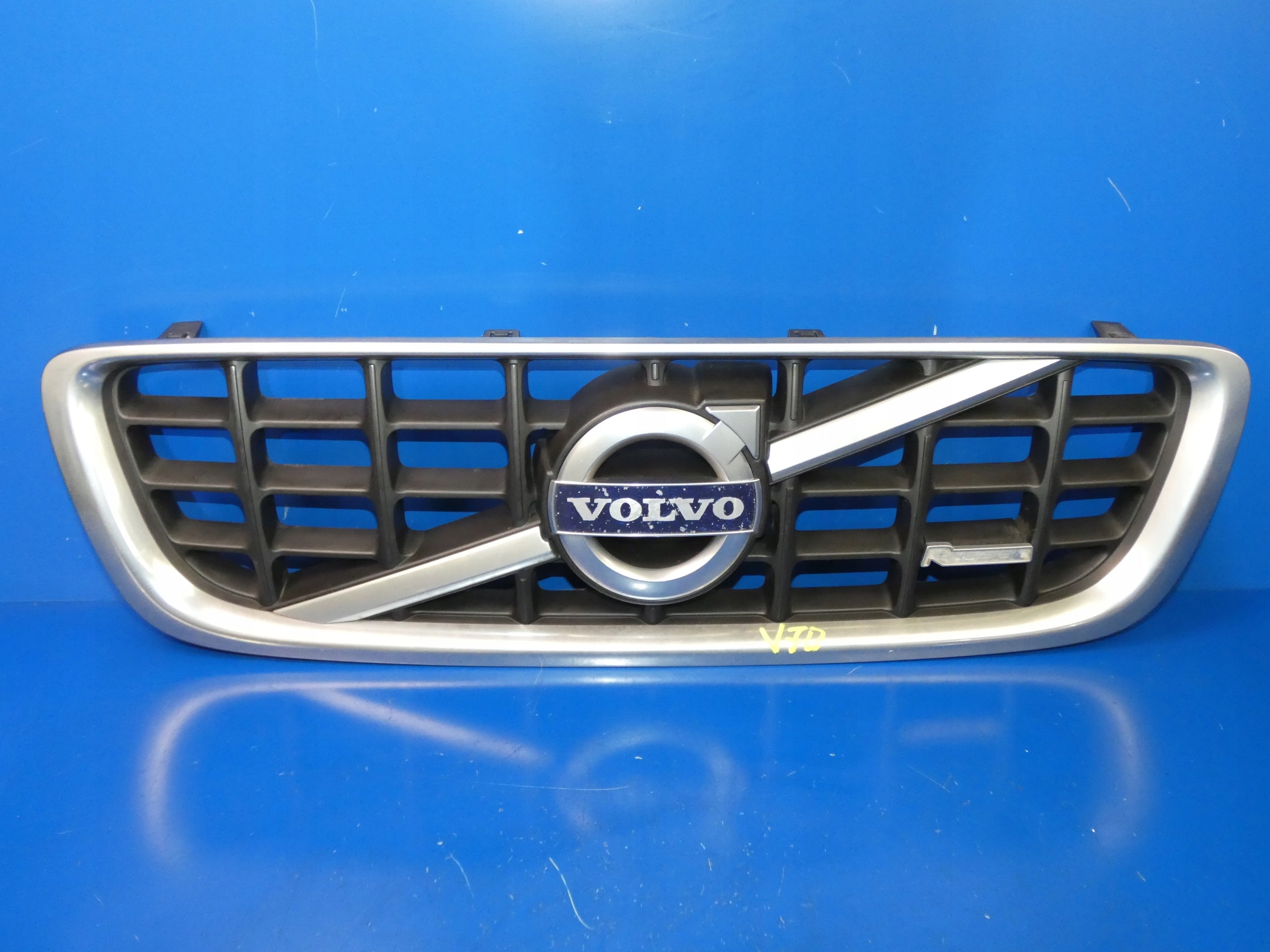  Calandre Volvo V70 FRONT GRILL calandre  product image