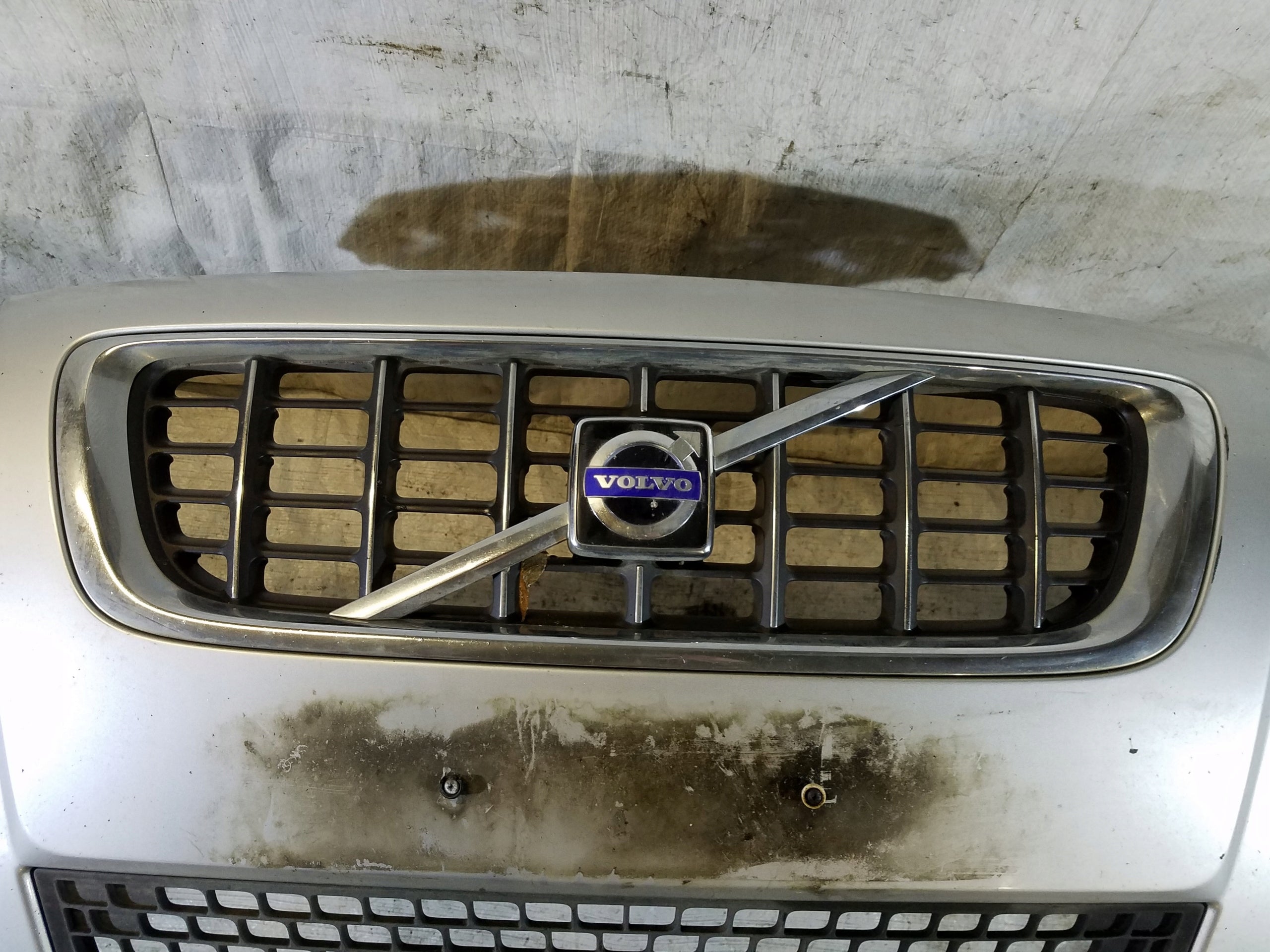 Radiator grille Volvo V70 FRONT GRILL Radiator grille 