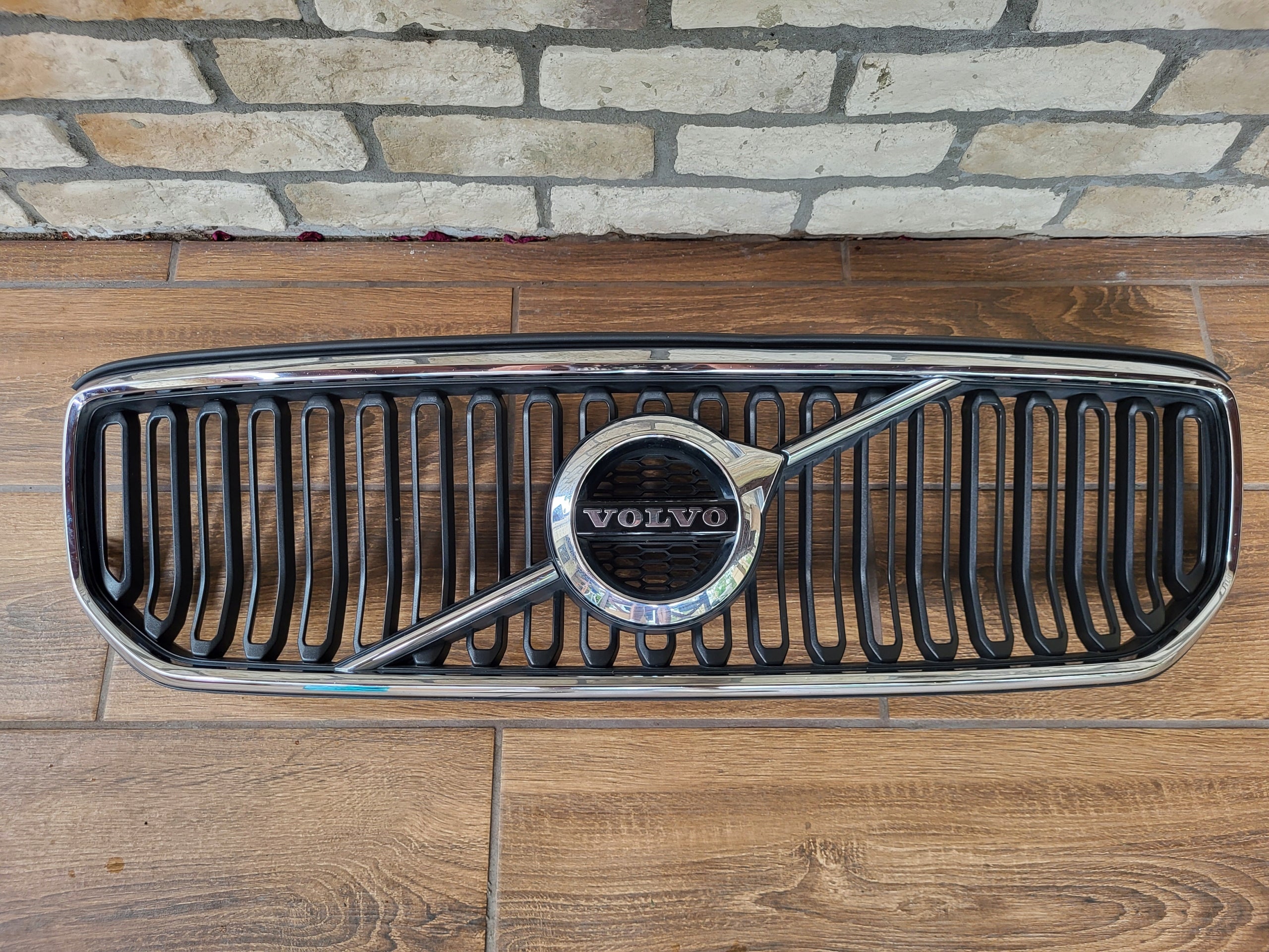  Kühlergrill Volvo XC40 I FRONTGRILL 31457342 Kühlergitter product image