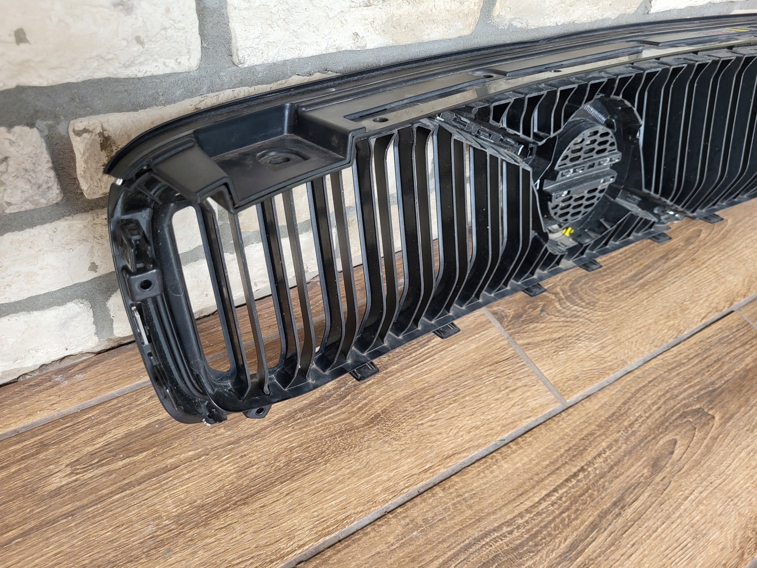 Kühlergrill Volvo XC40 I FRONTGRILL 31457342 Kühlergitter