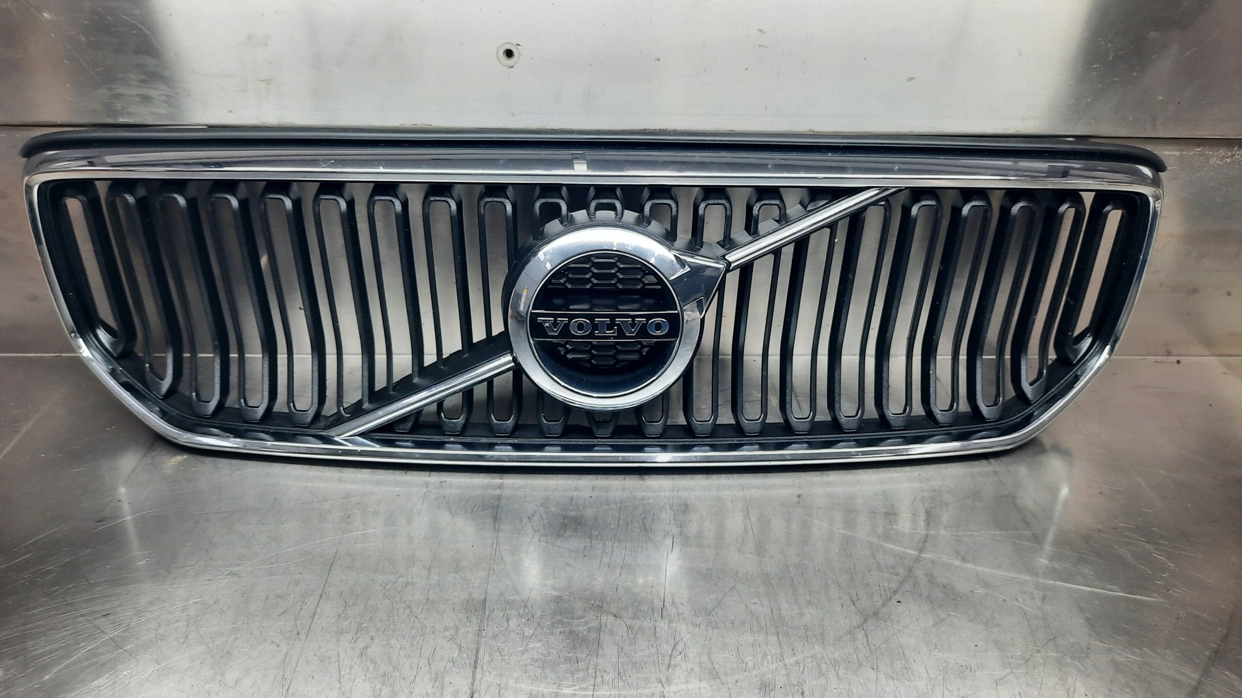  Grille de radiateur Volvo XC40 I ​​​​FRONTGRILL 83145734 Grille de radiateur  product image