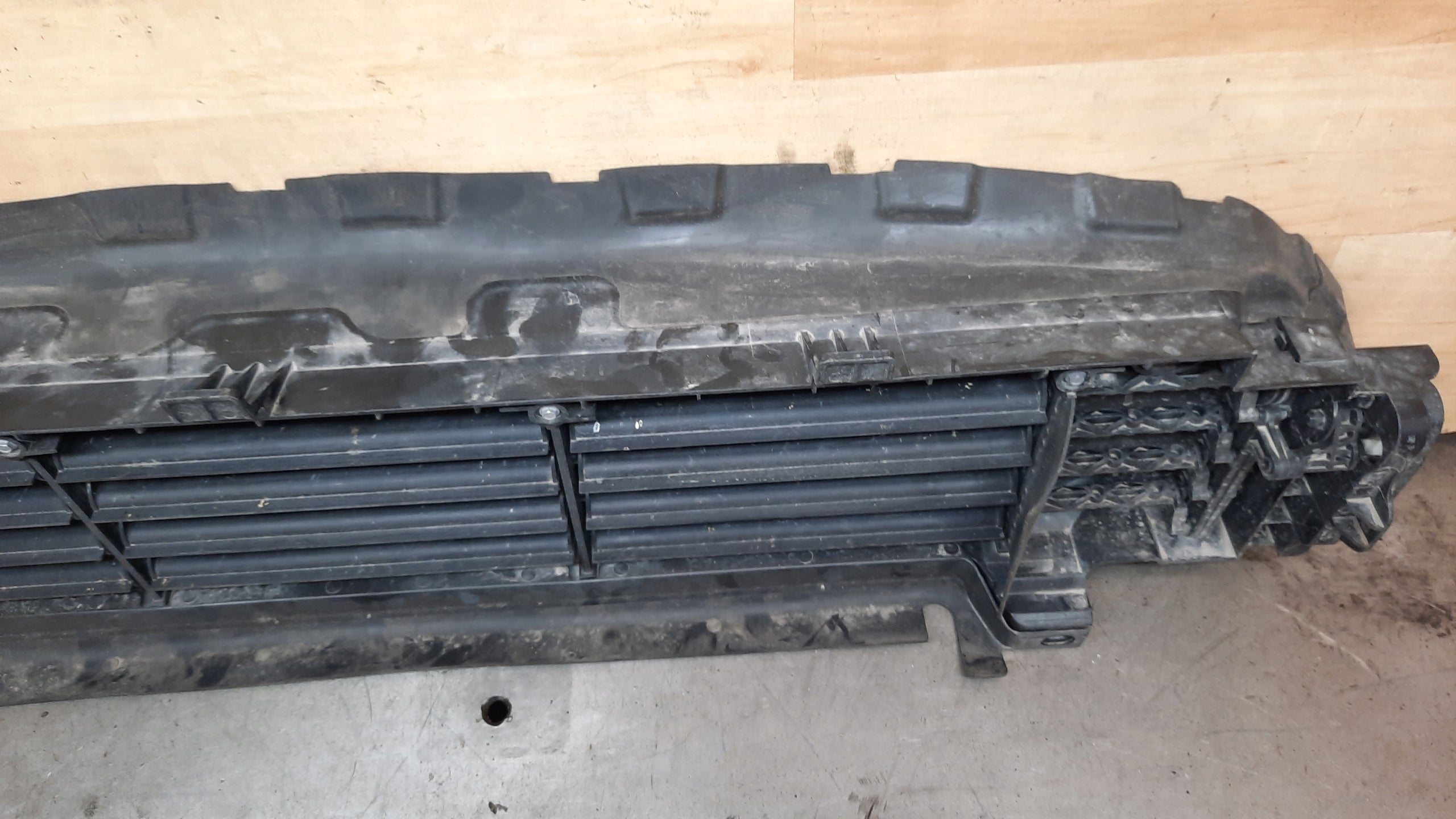 Kühlergrill Volvo XC40 FRONTGRILL 31455422 Kühlergitter