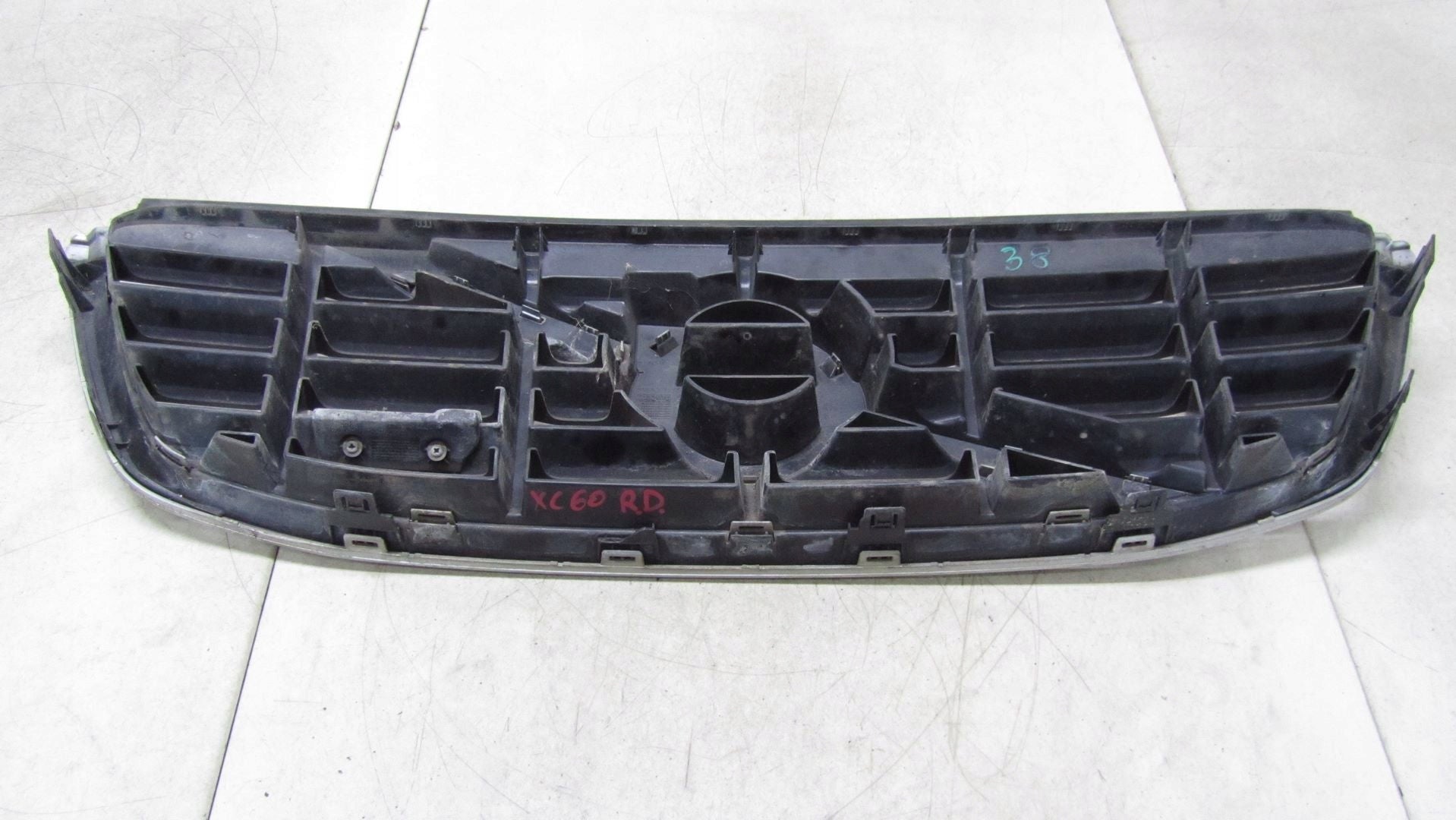 Kühlergrill Volvo XC60 FRONTGRILL 38114038 Kühlergitter