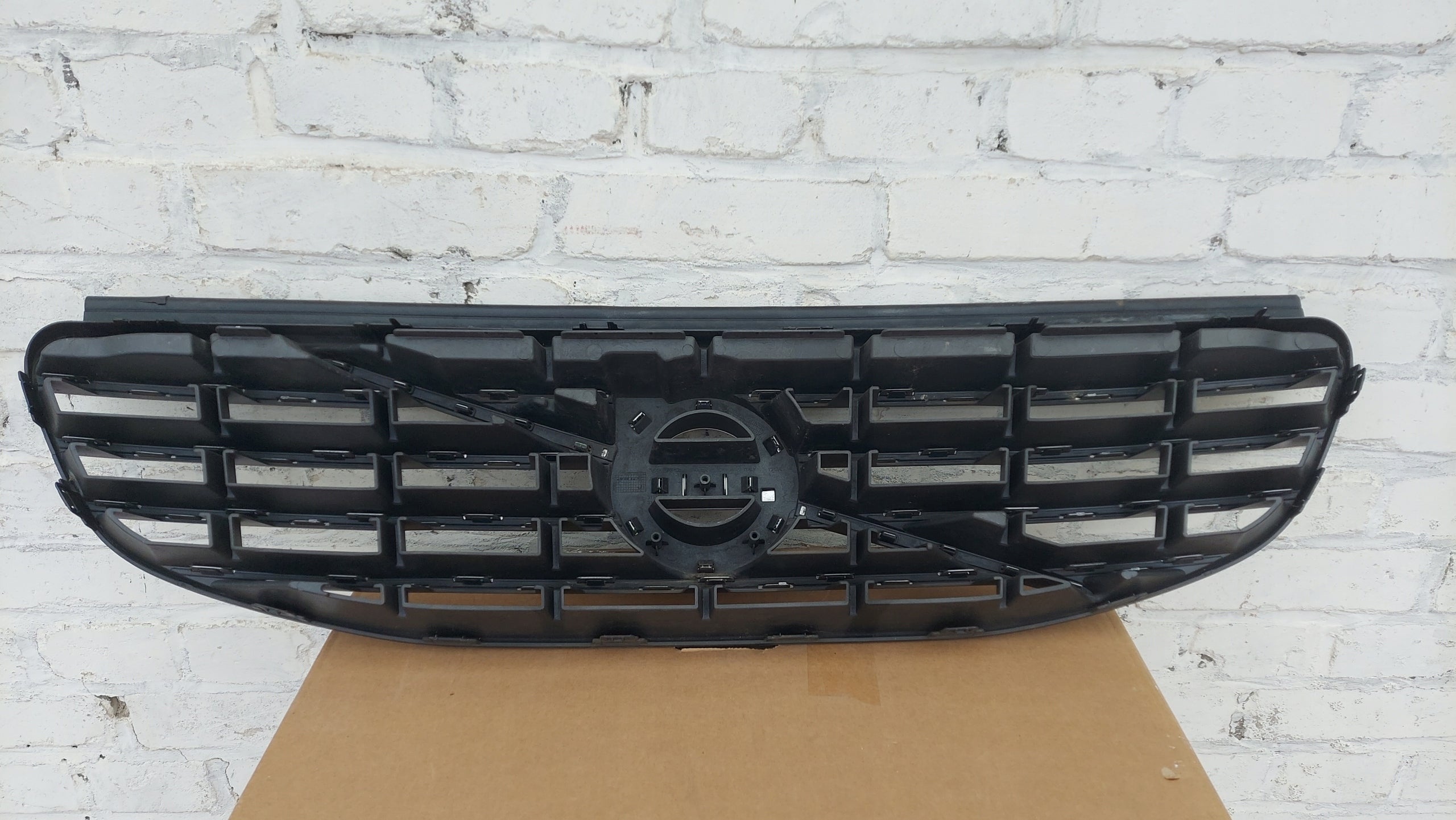 Kühlergrill Volvo XC60 FRONTGRILL 31333832 Kühlergitter