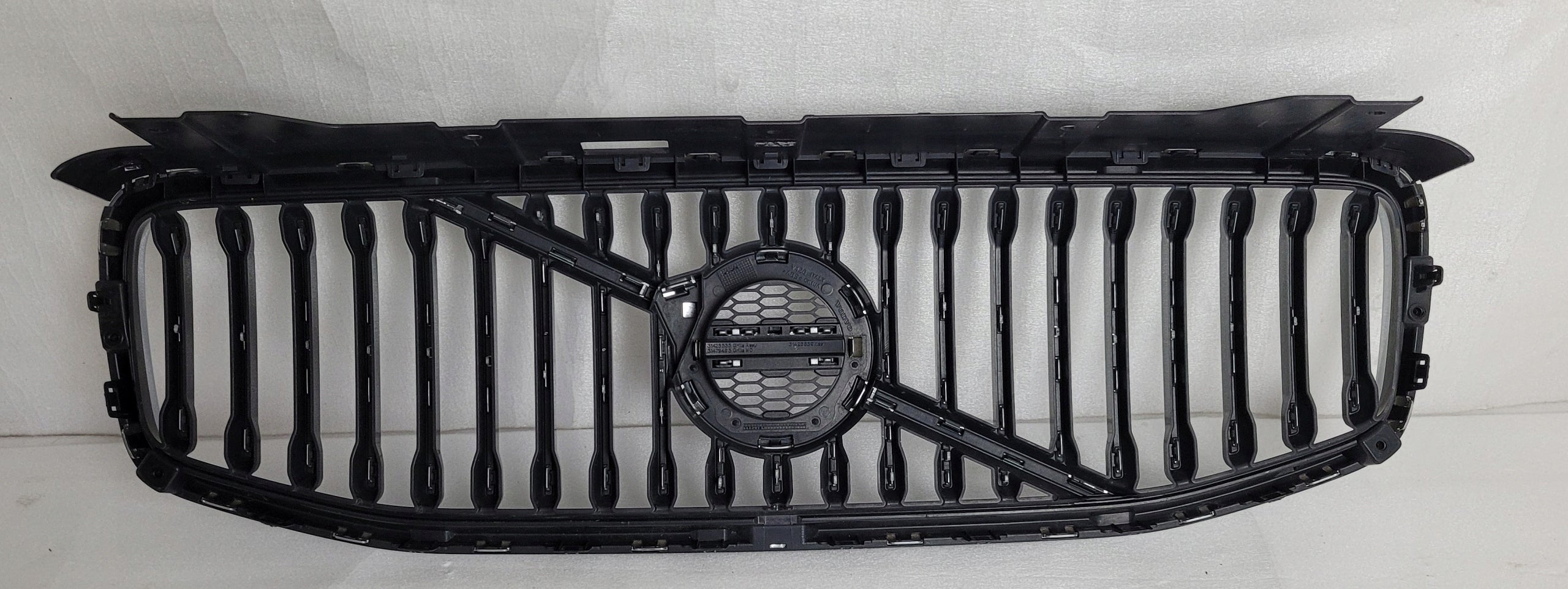 Kühlergrill Volvo XC60 II 2 FRONTGRILL 31425535 Kühlergitter