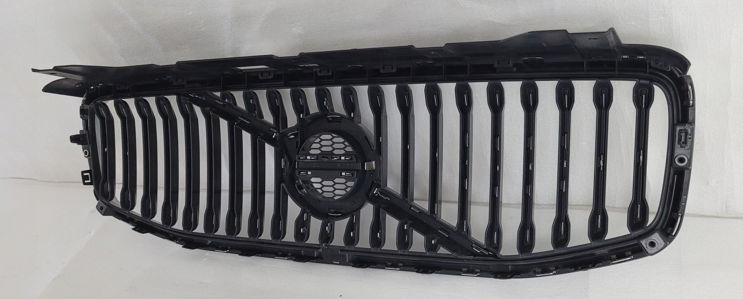 Kühlergrill Volvo XC60 II 2 FRONTGRILL 31425535 Kühlergitter