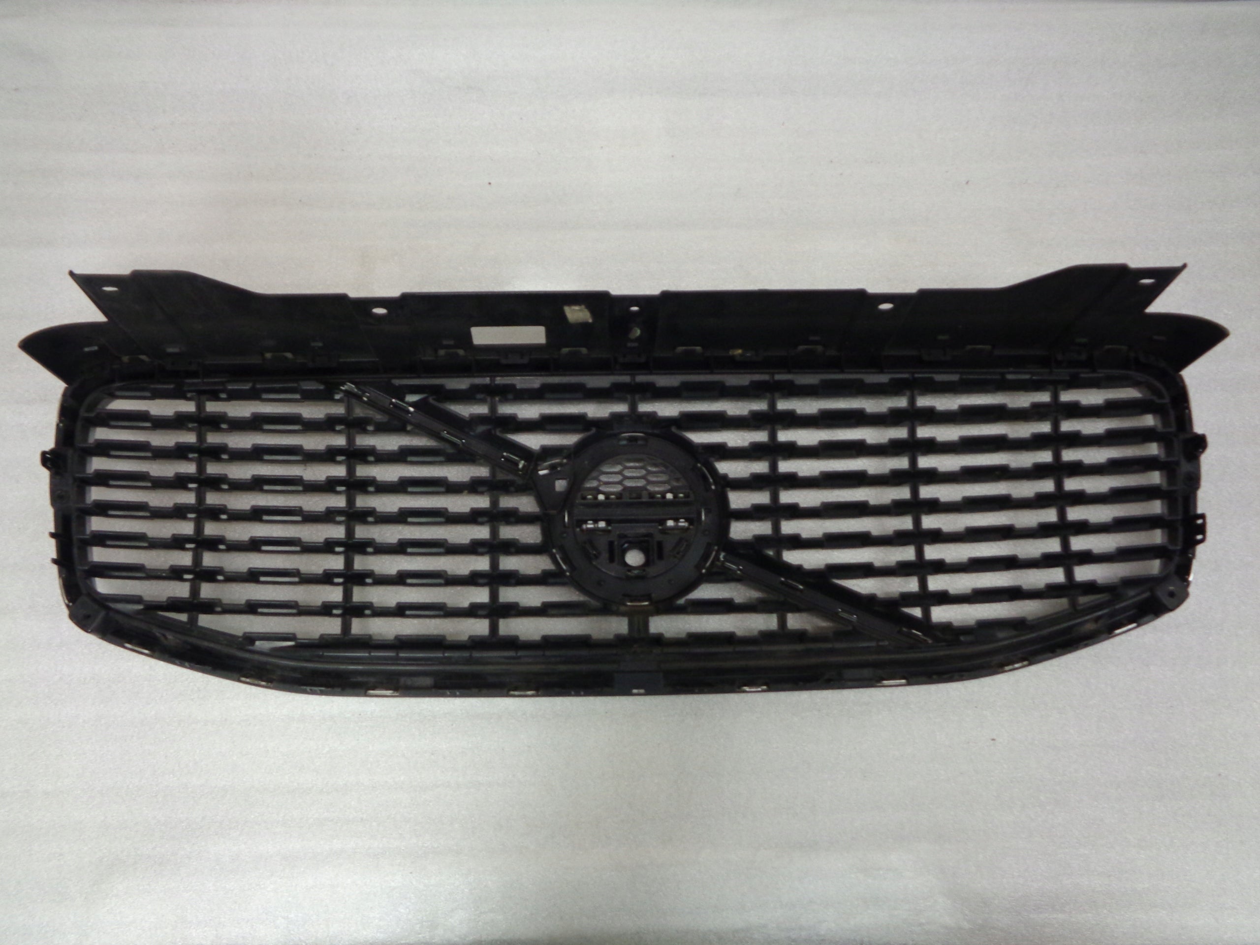 Kühlergrill Volvo XC60 II 2 FRONTGRILL 31457464 Kühlergitter