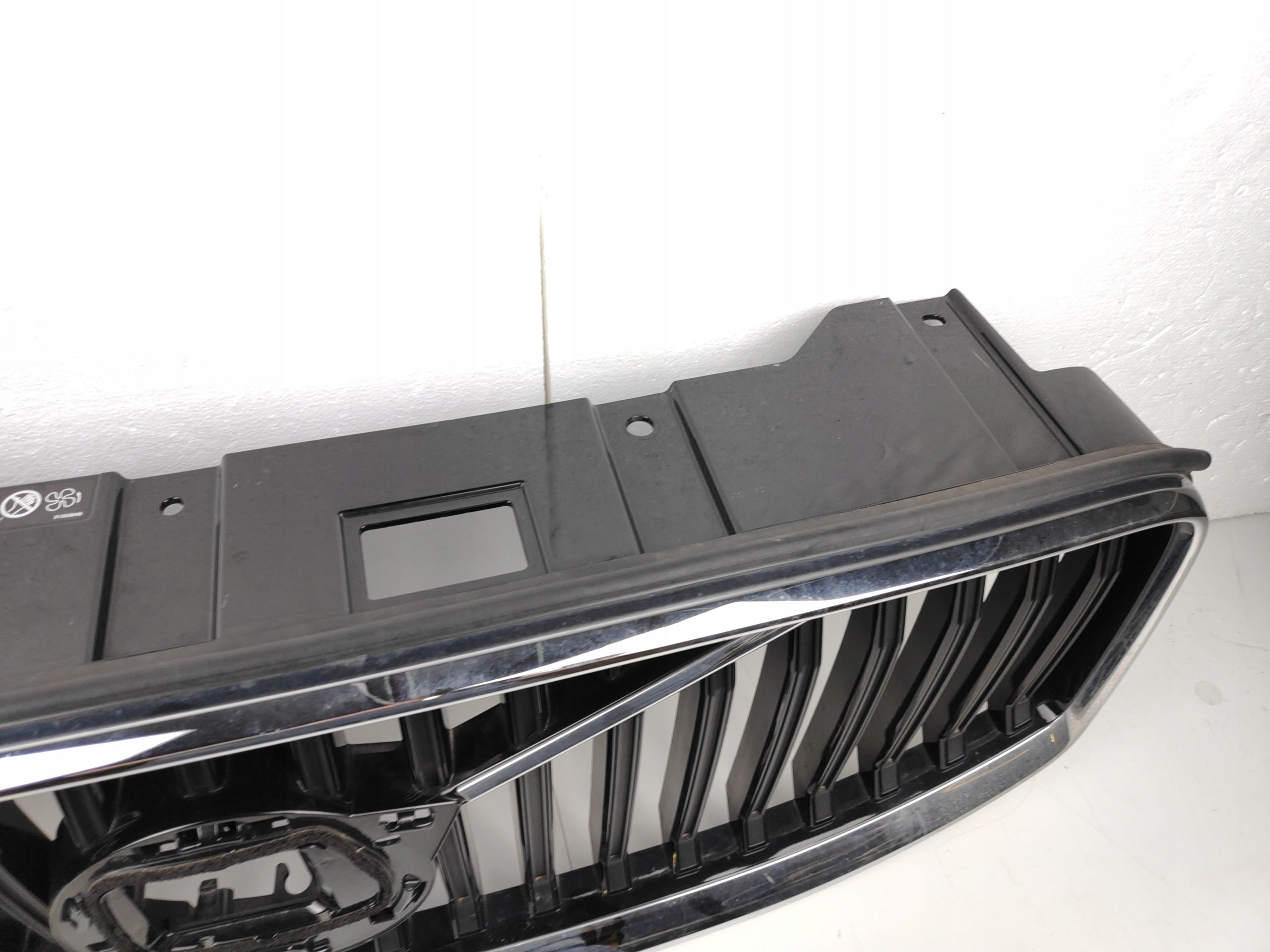 Kühlergrill Volvo XC60 II FRONTGRILL 32234987 Kühlergitter