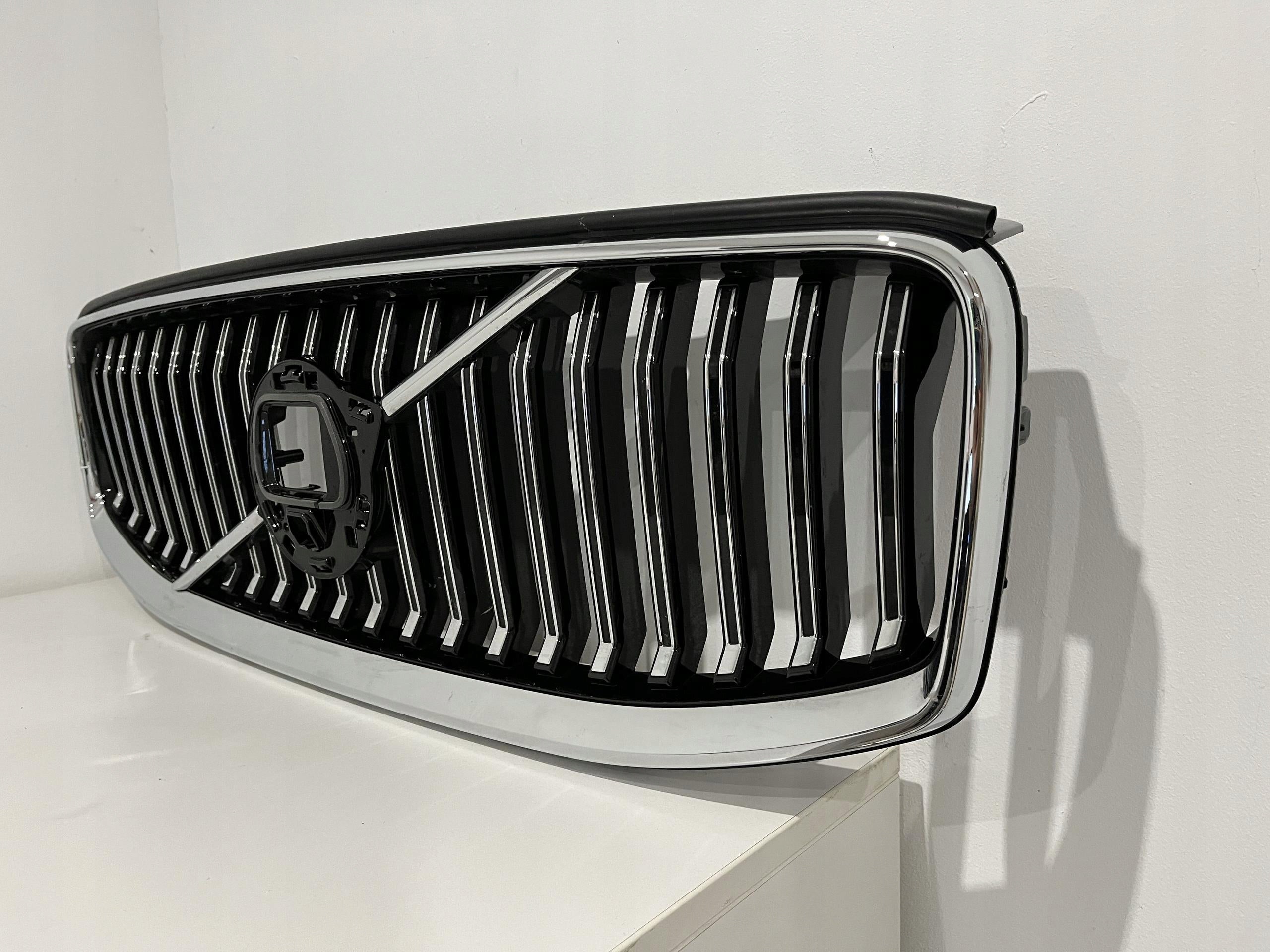 Kühlergrill Volvo XC60 II FRONTGRILL 32291019 Kühlergitter