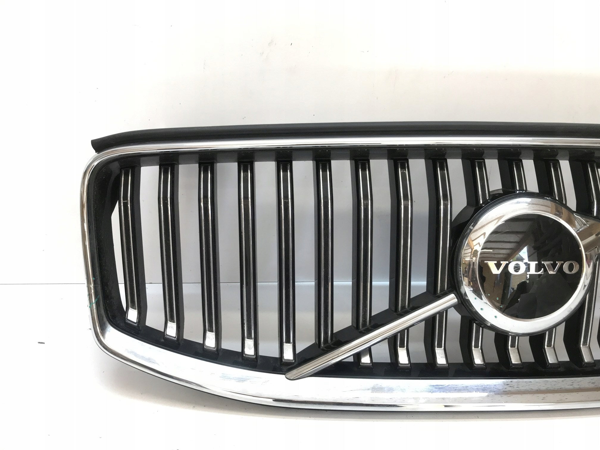 Kühlergrill Volvo XC60 FRONTGRILL 32291019 Kühlergitter