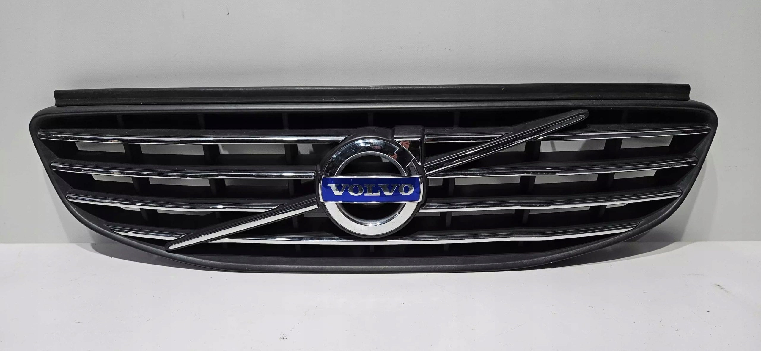  Grille de radiateur Volvo XC60 FRONT GRILL 31333832 Grille de radiateur  product image