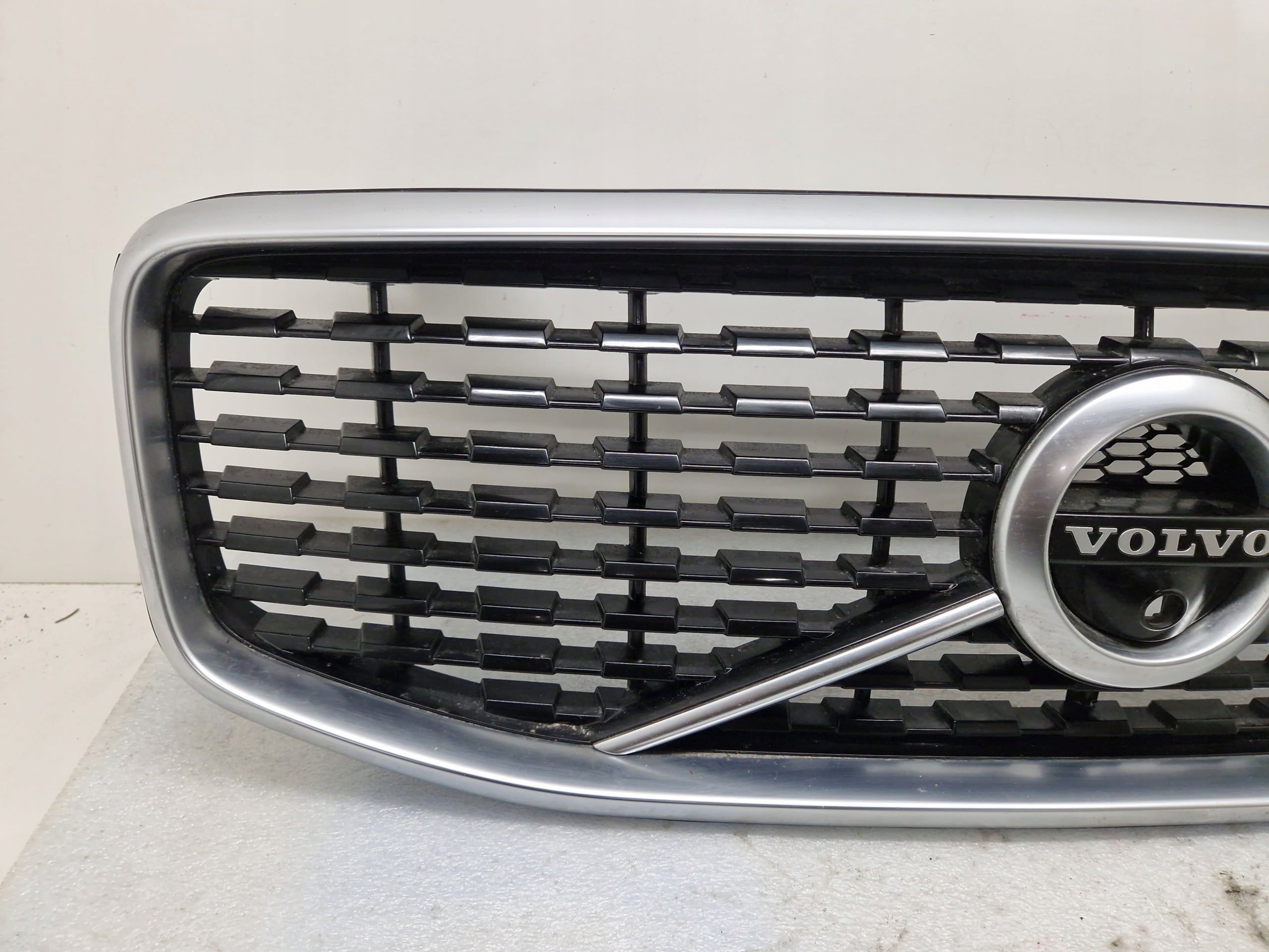 Kühlergrill Volvo XC60 II FRONTGRILL 31457464 Kühlergitter