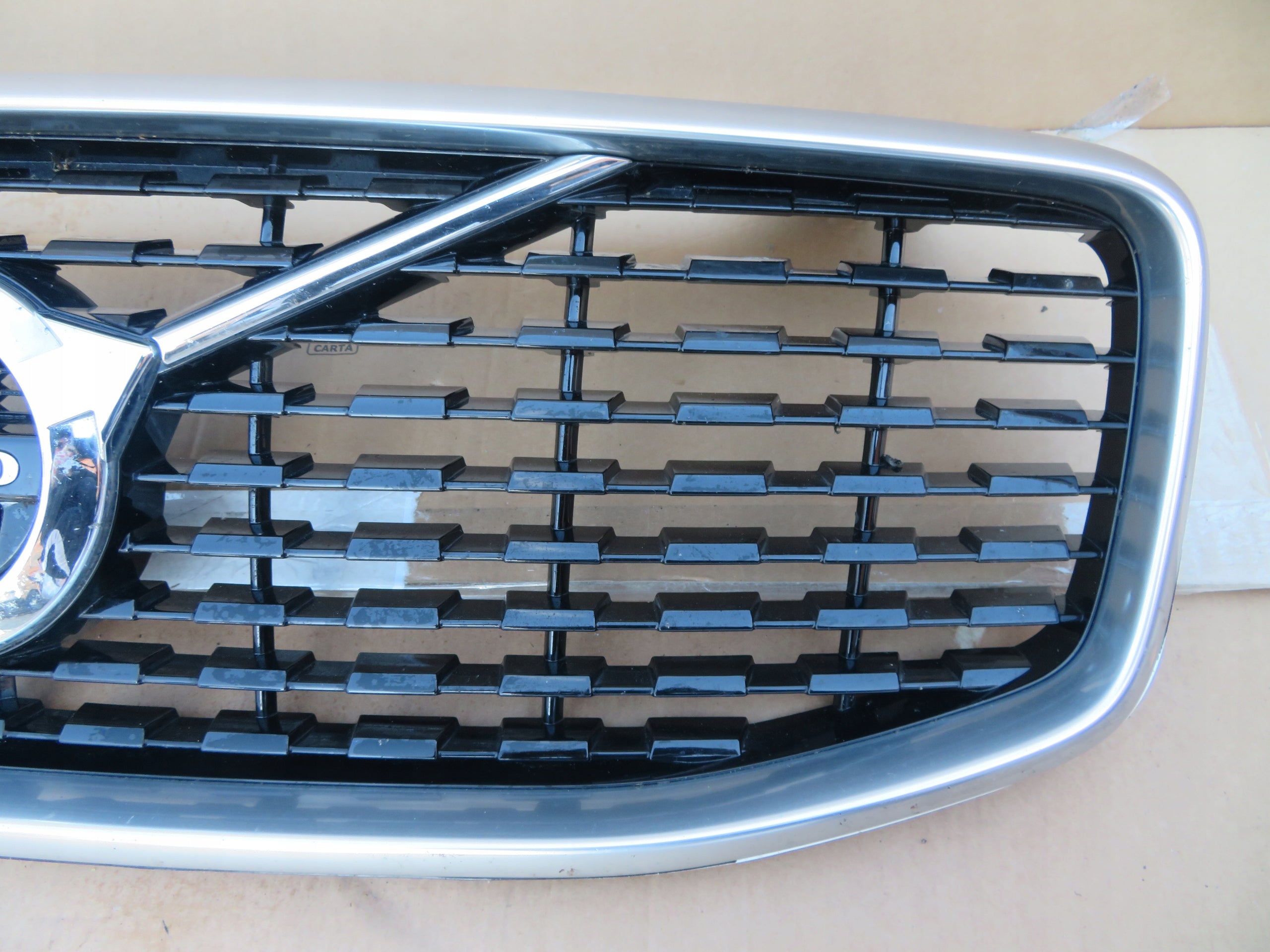 Kühlergrill Volvo XC60 II FRONTGRILL 31457464 Kühlergitter