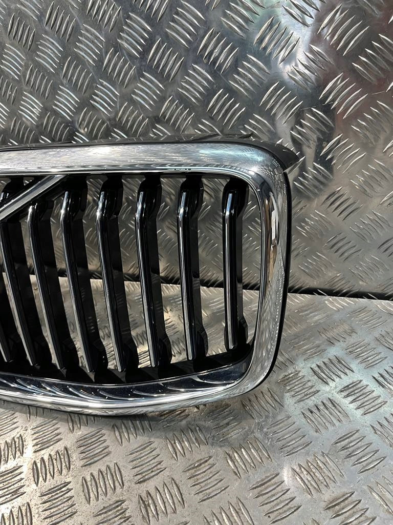 Kühlergrill Volvo XC60 II FRONTGRILL 31457465 Kühlergitter