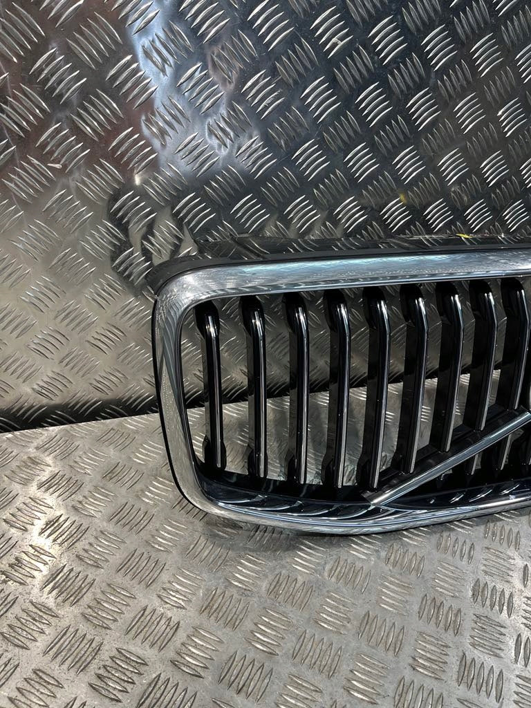 Kühlergrill Volvo XC60 II FRONTGRILL 31457465 Kühlergitter