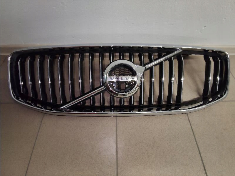 Kühlergrill Volvo XC60 II FRONTGRILL 31457465 Kühlergitter