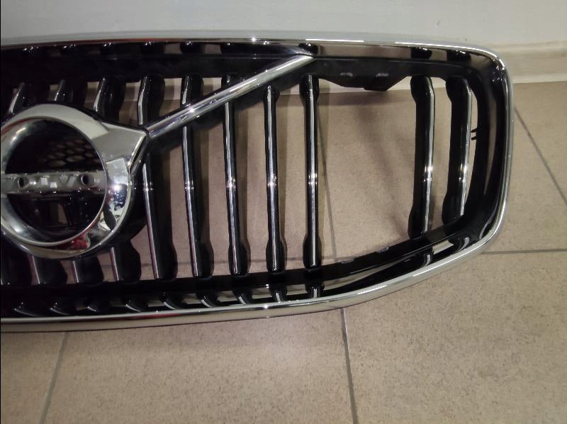 Kühlergrill Volvo XC60 II FRONTGRILL 31457465 Kühlergitter