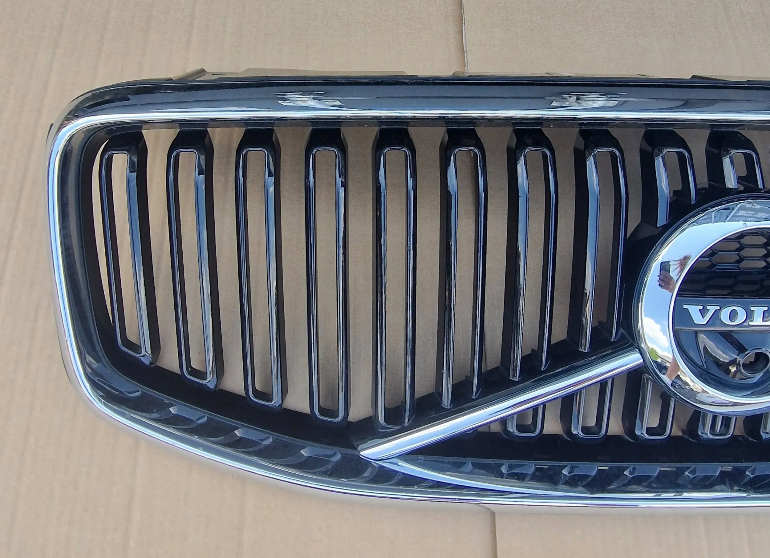 Kühlergrill Volvo XC60 II FRONTGRILL 31457606 Kühlergitter