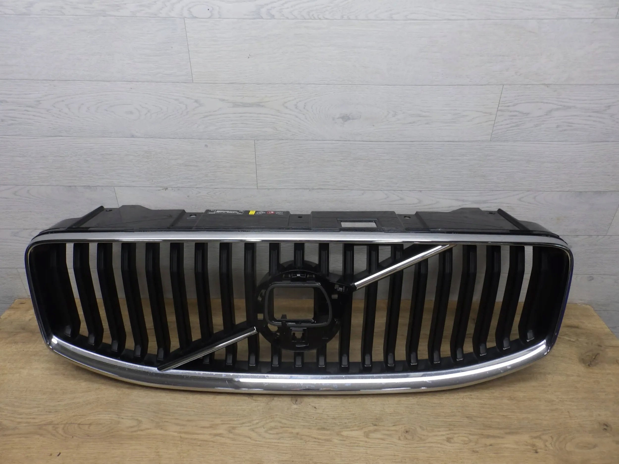 Kühlergrill Volvo XC60 II FRONTGRILL 32291019 Kühlergitter