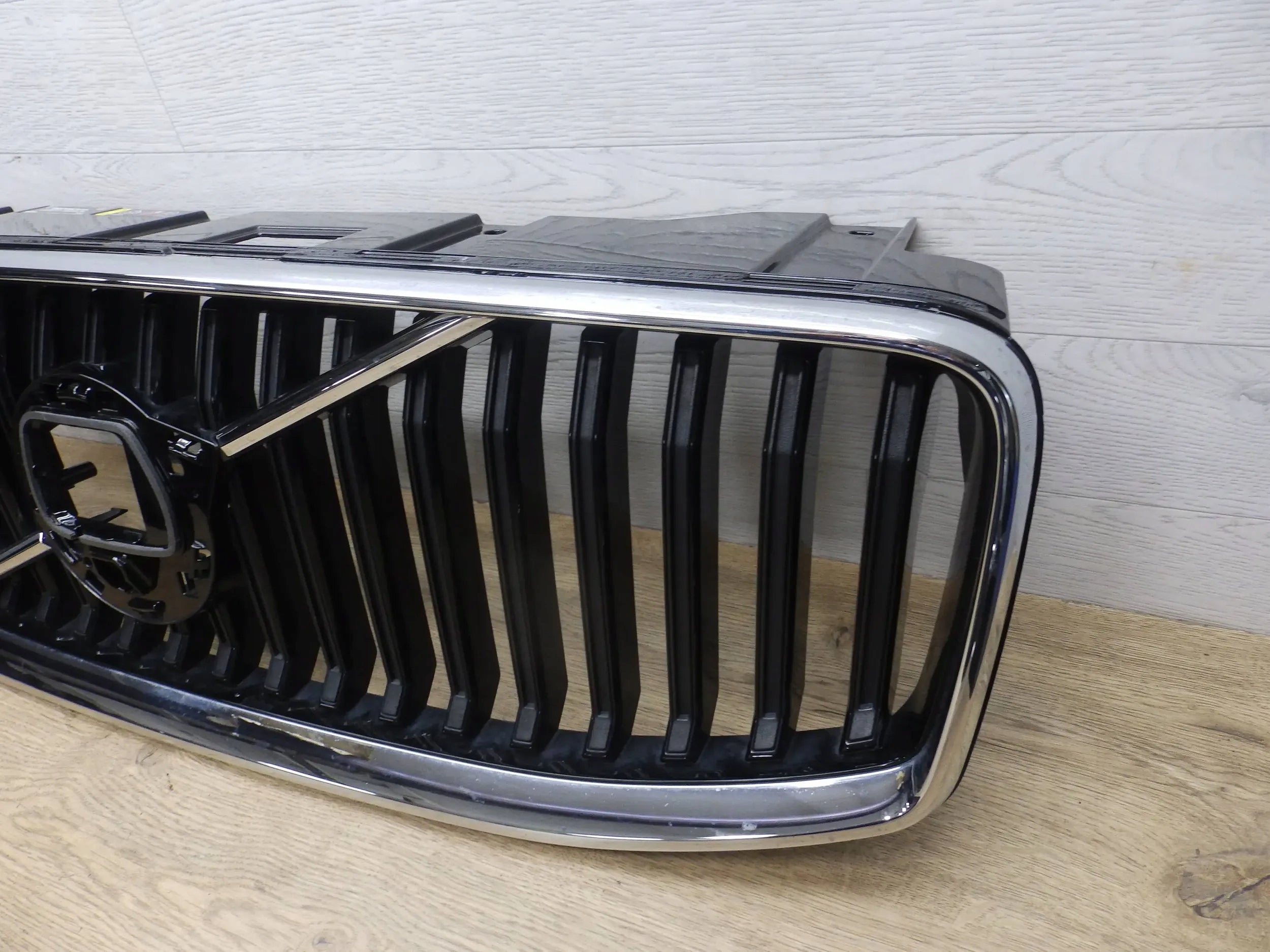 Kühlergrill Volvo XC60 II FRONTGRILL 32291019 Kühlergitter