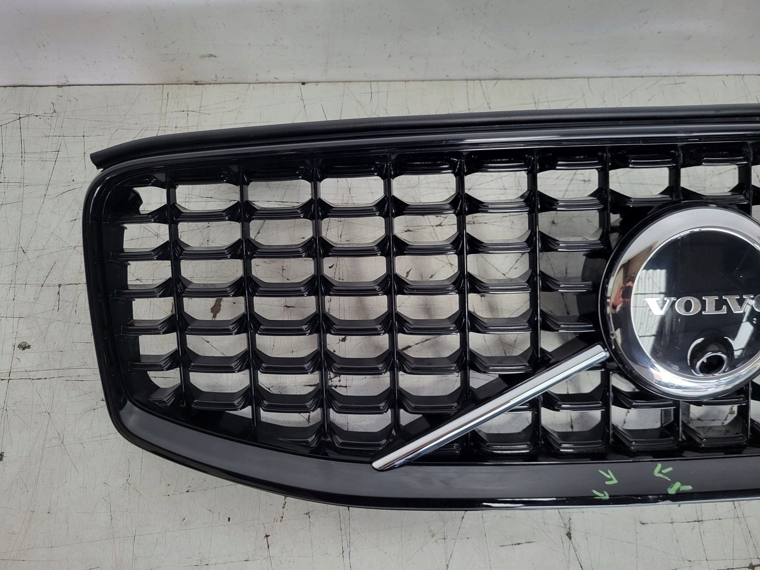 Kühlergrill Volvo XC60 II FRONTGRILL 32291026 Kühlergitter