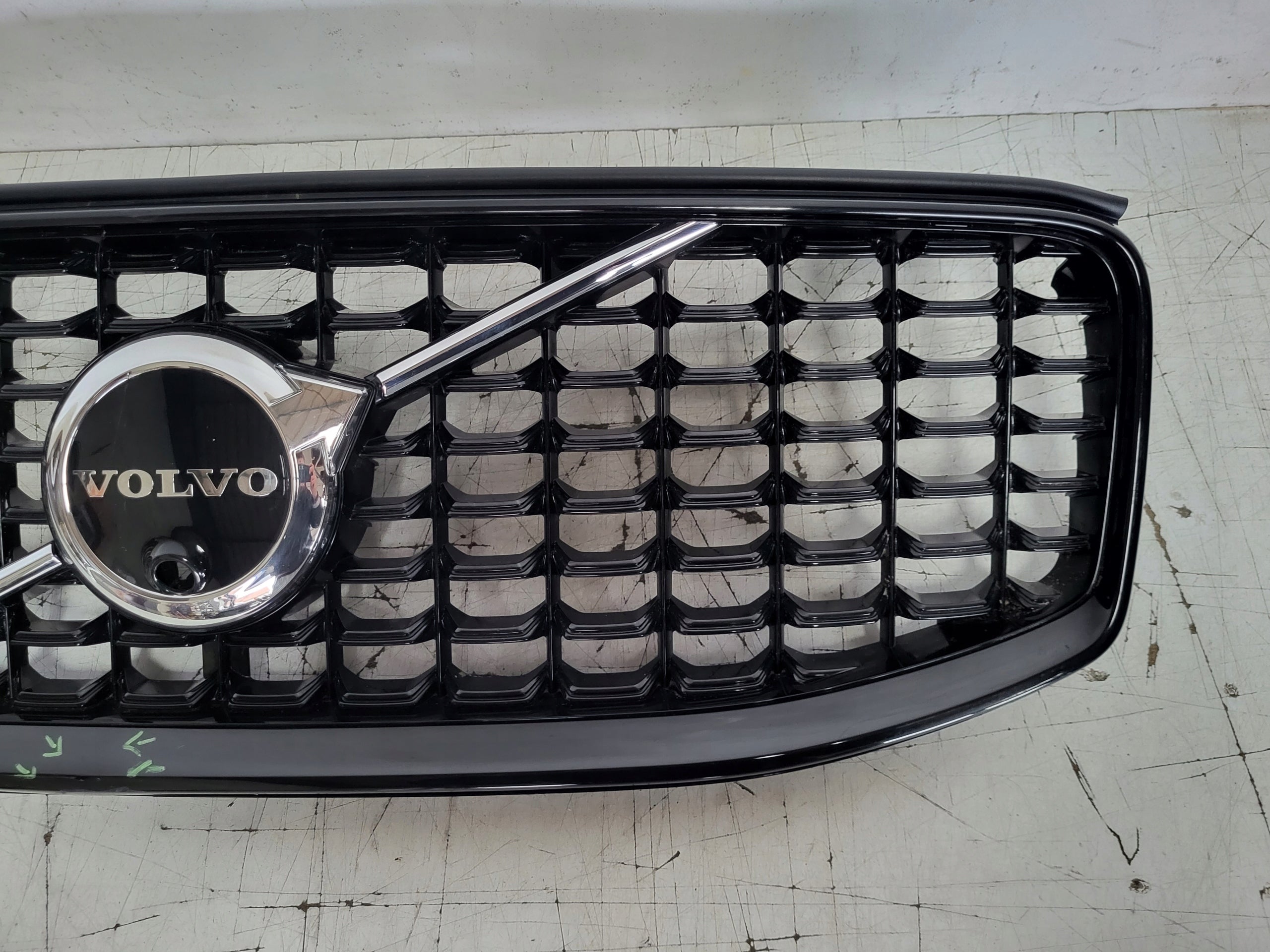 Kühlergrill Volvo XC60 II FRONTGRILL 32291026 Kühlergitter