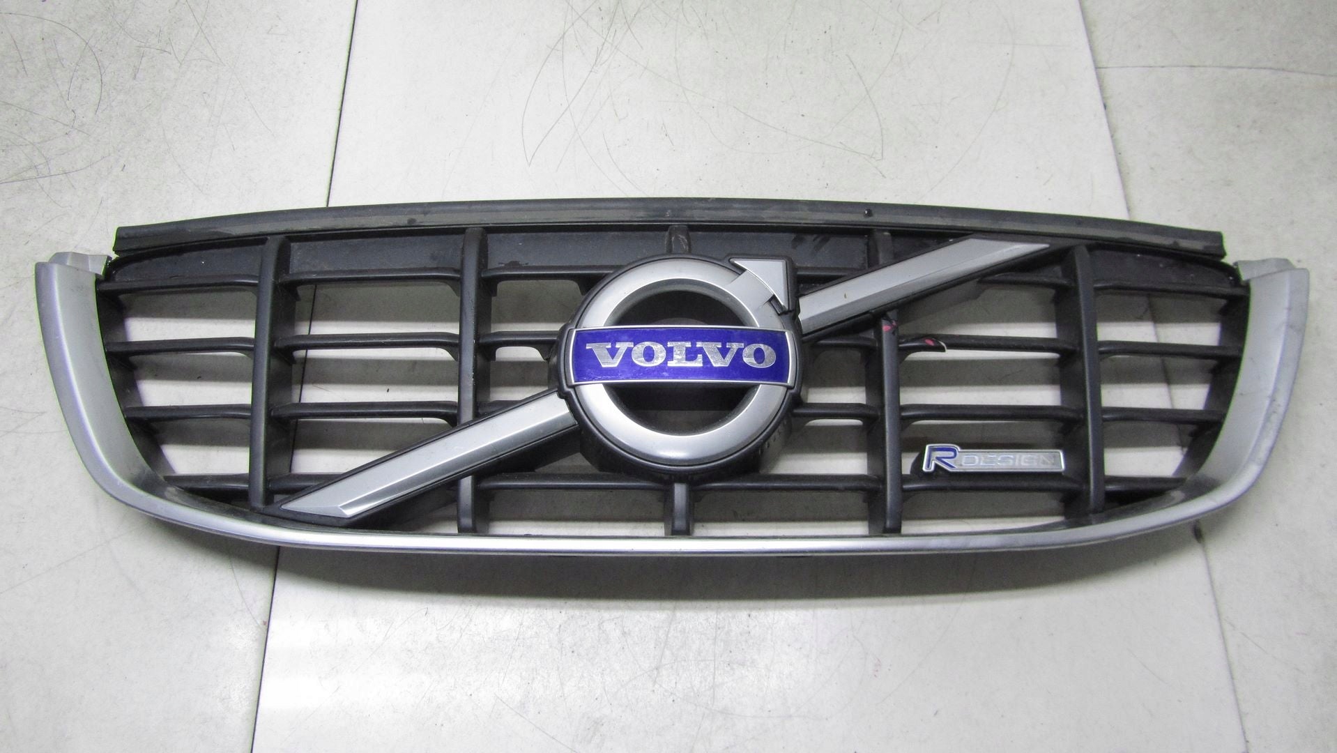  Radiator grille Volvo XC60 FRONT GRILL Radiator grille product image