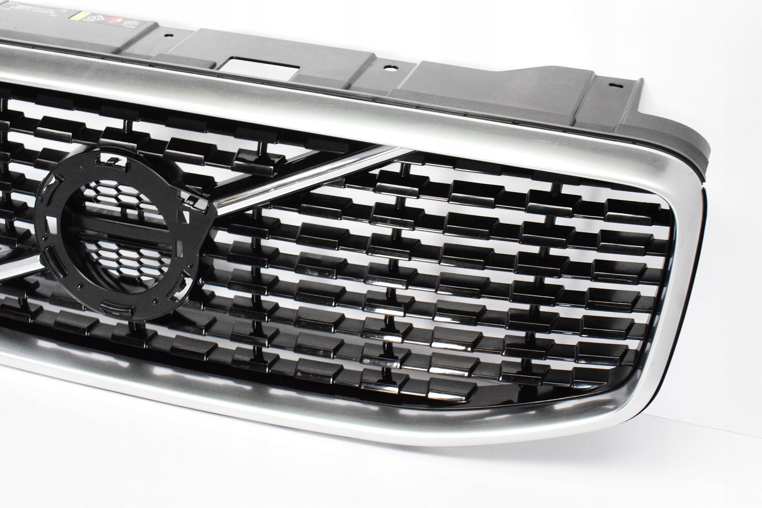 Kühlergrill Volvo XC60 2 FRONTGRILL Kühlergitter