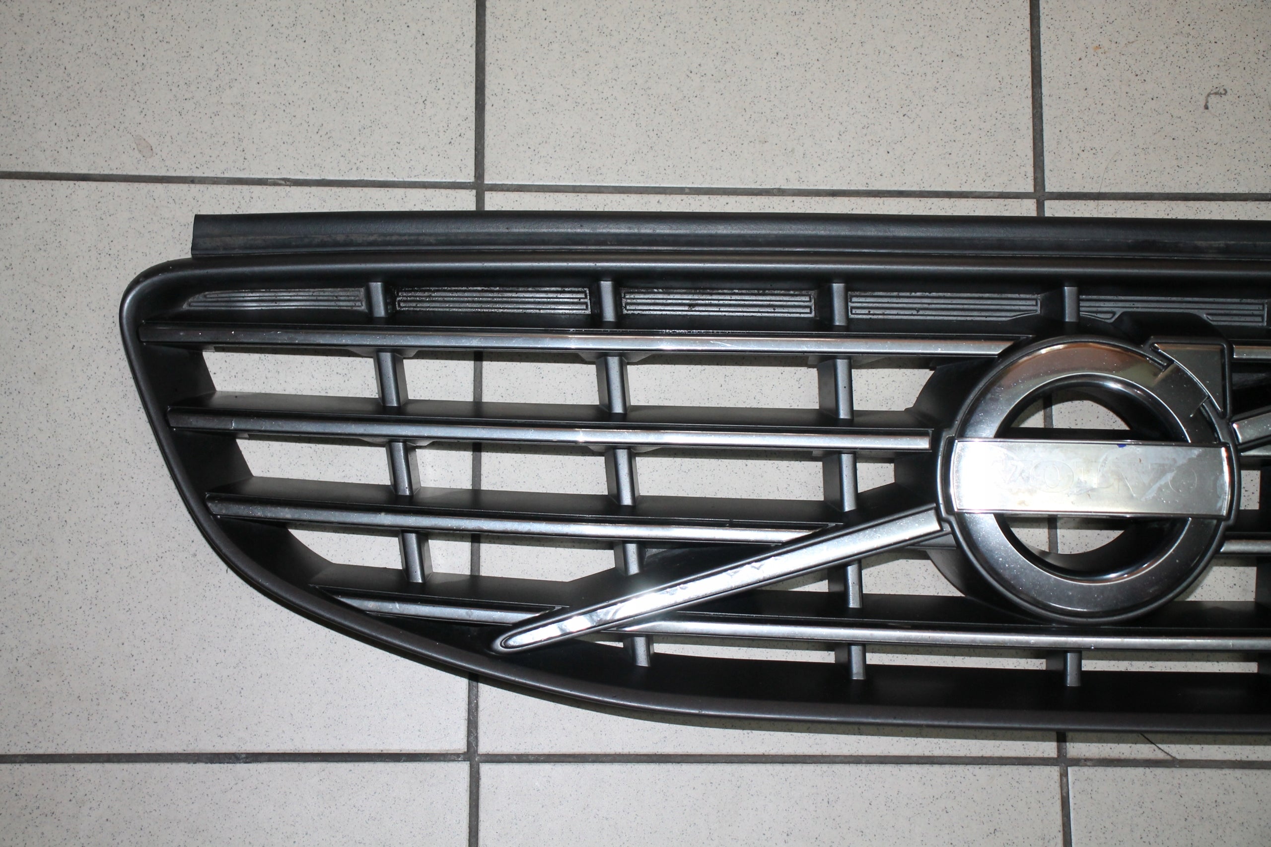 Kühlergrill Volvo XC60 FRONTGRILL Kühlergitter