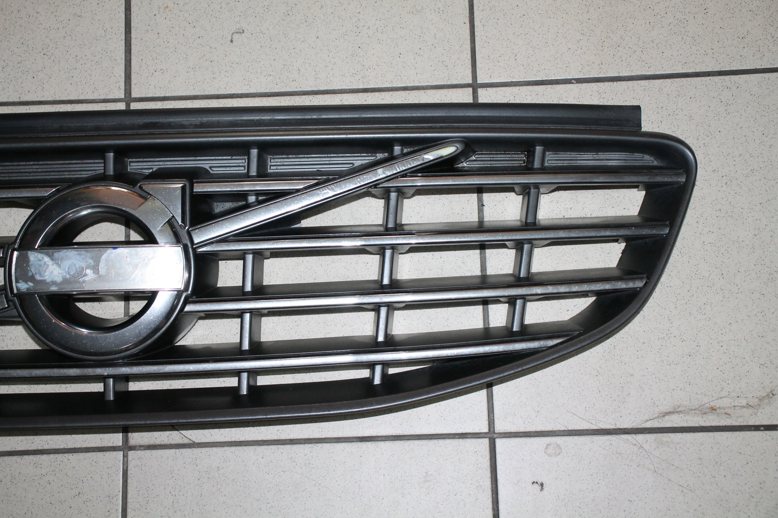 Kühlergrill Volvo XC60 FRONTGRILL Kühlergitter