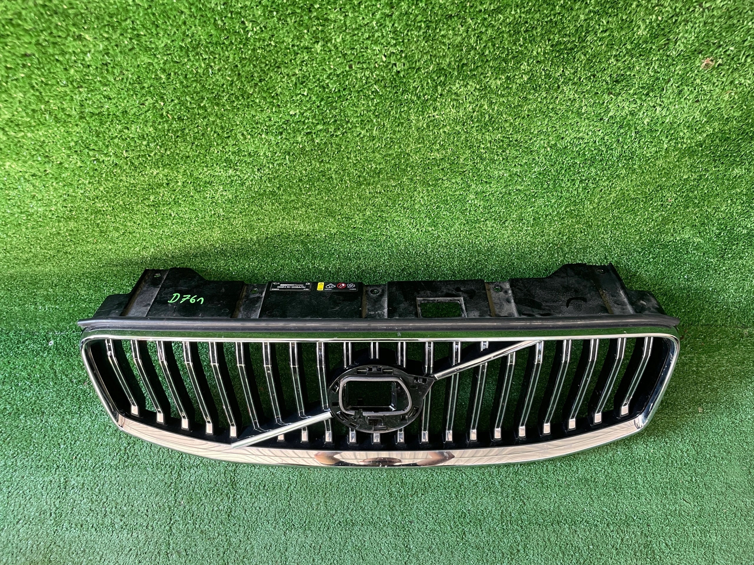 Kühlergrill Volvo XC60 II 2 FRONTGRILL 32291019 Kühlergitter