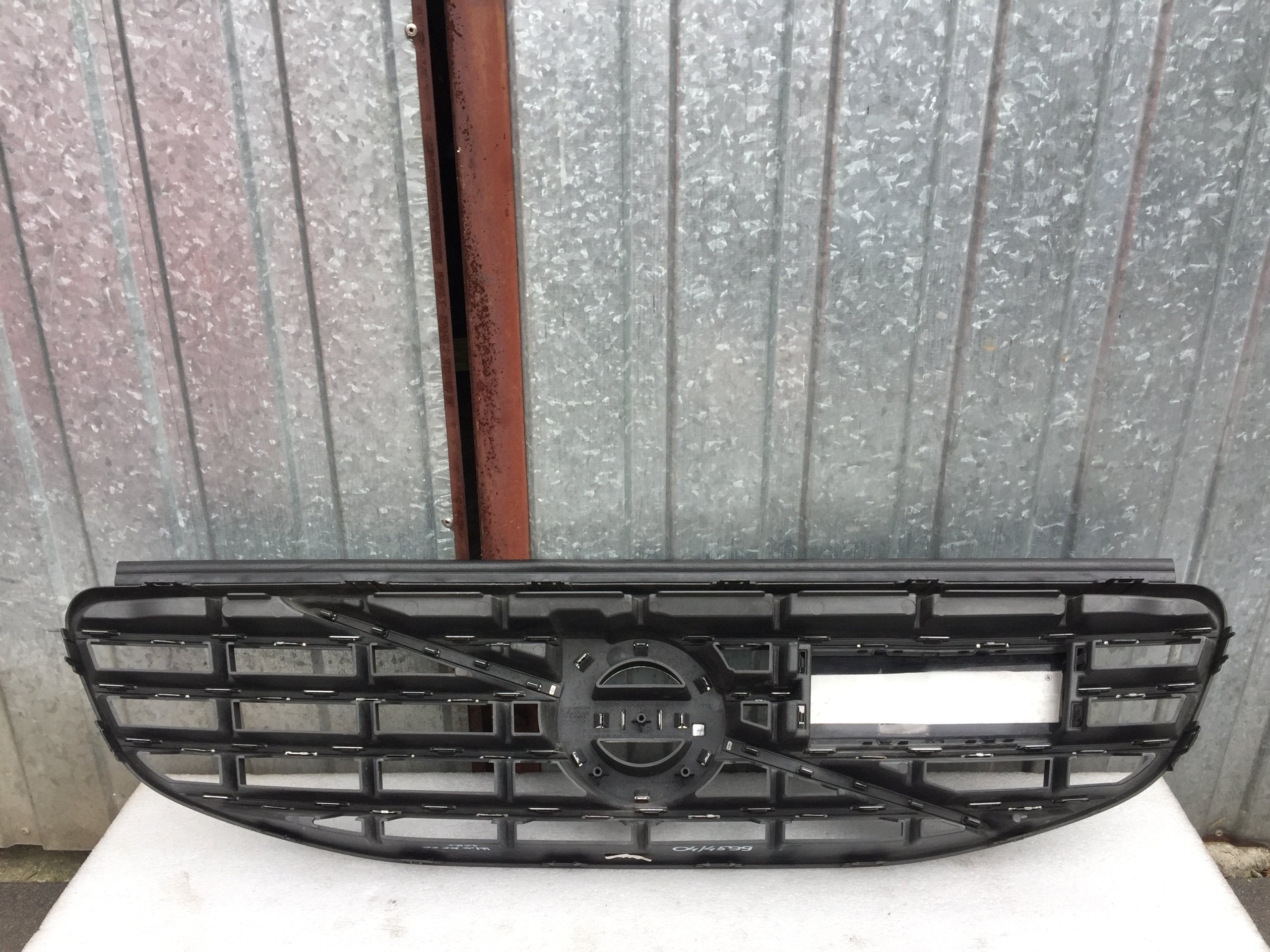 Calandre Volvo XC60 FRONT GRILL calandre