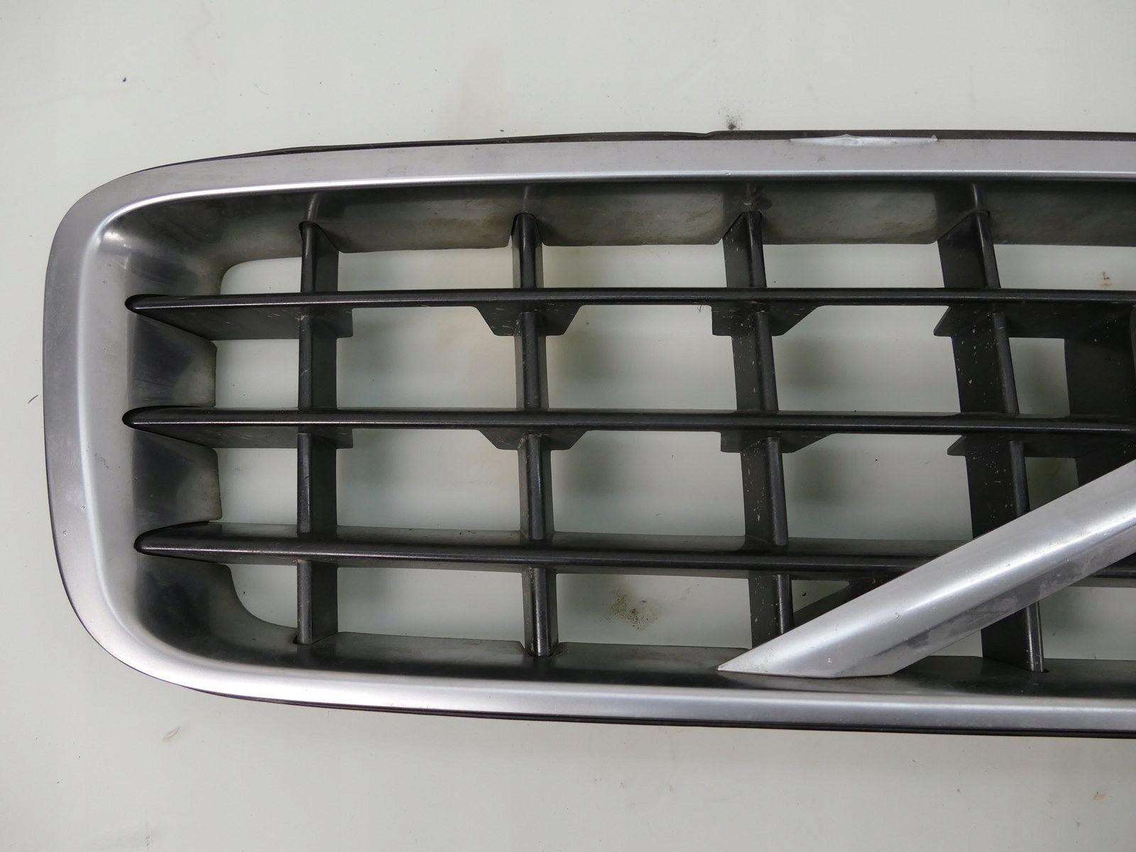 Kühlergrill Volvo XC90 I FRONTGRILL 30678983 Kühlergitter