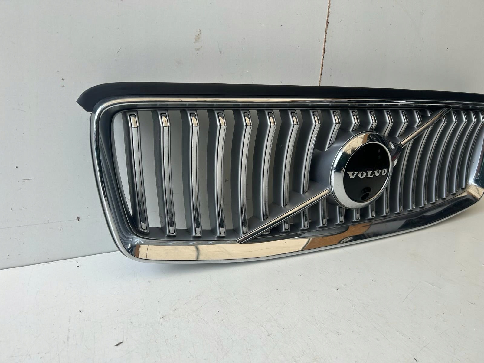 Kühlergrill Volvo XC90 I FRONTGRILL 31698722 Kühlergitter