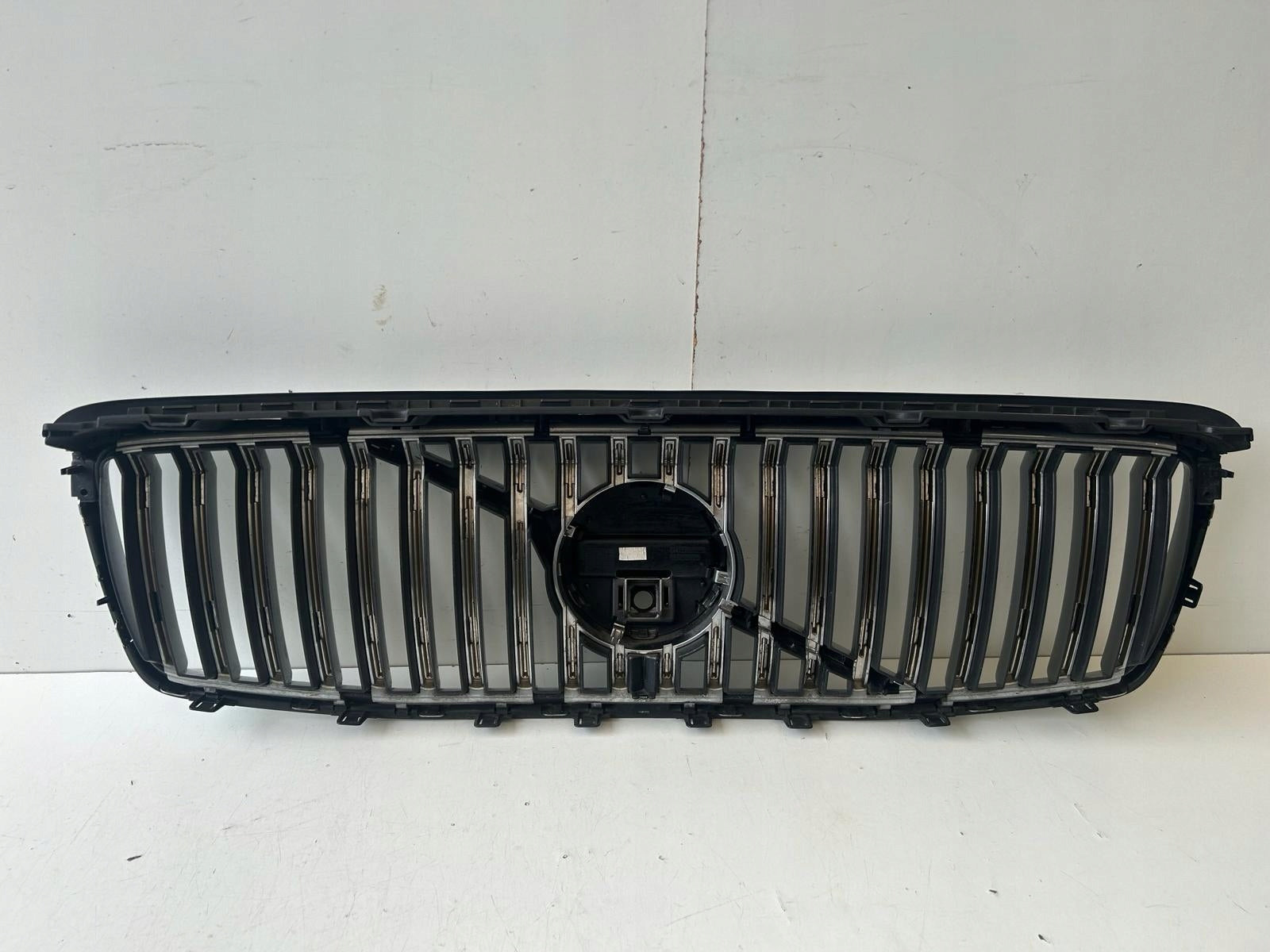 Kühlergrill Volvo XC90 I FRONTGRILL 31698722 Kühlergitter