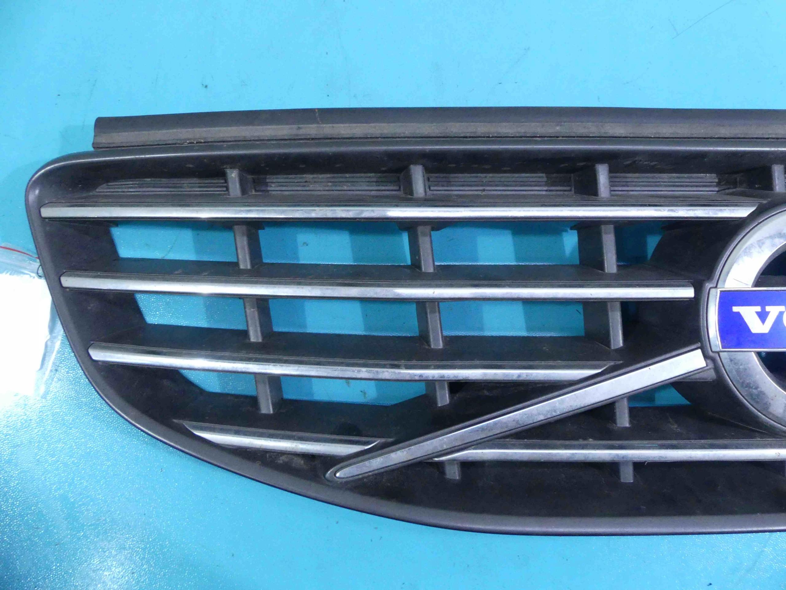 Kühlergrill Volvo XC60 I FRONTGRILL 65183138 Kühlergitter